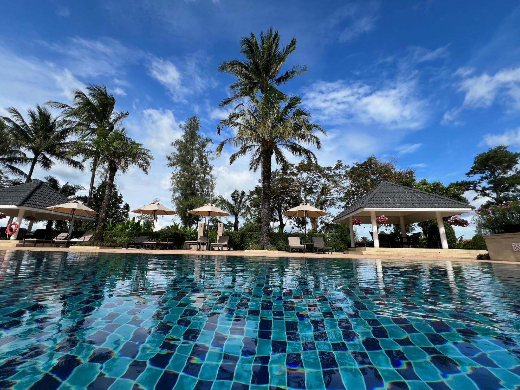 Stylish 1 Bedroom With Golf View, Steps From Beach, Allamanda Laguna Apartment Bang Tao Beach (Phuket)