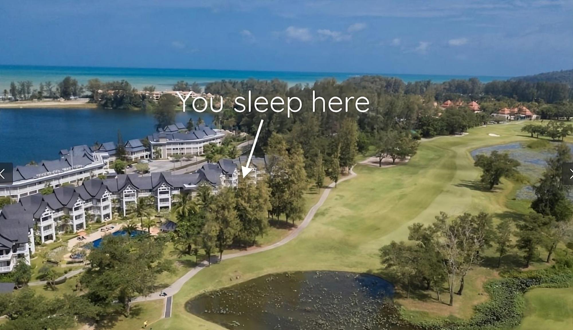 Stylish 1 Bedroom With Golf View, Steps From Beach, Allamanda Laguna Apartment